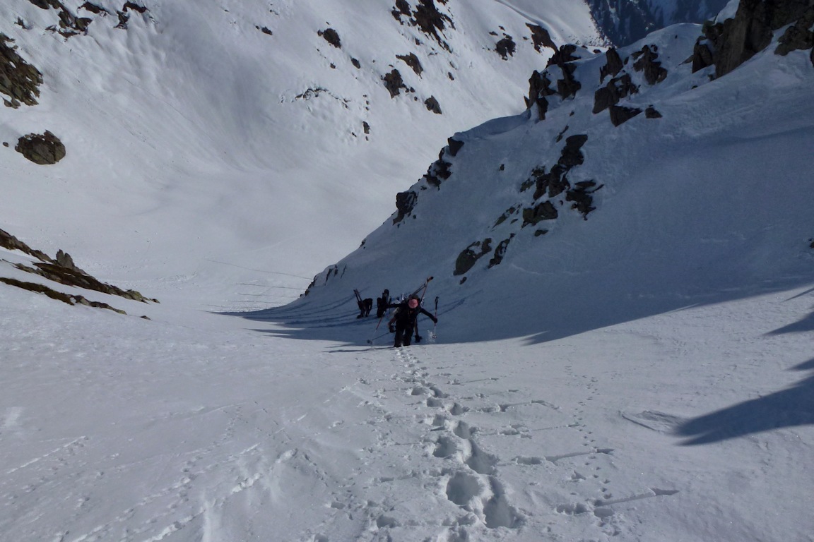 #5 Le haut de la pente : L Le haut de la pente : L'option portage est plus efficace.