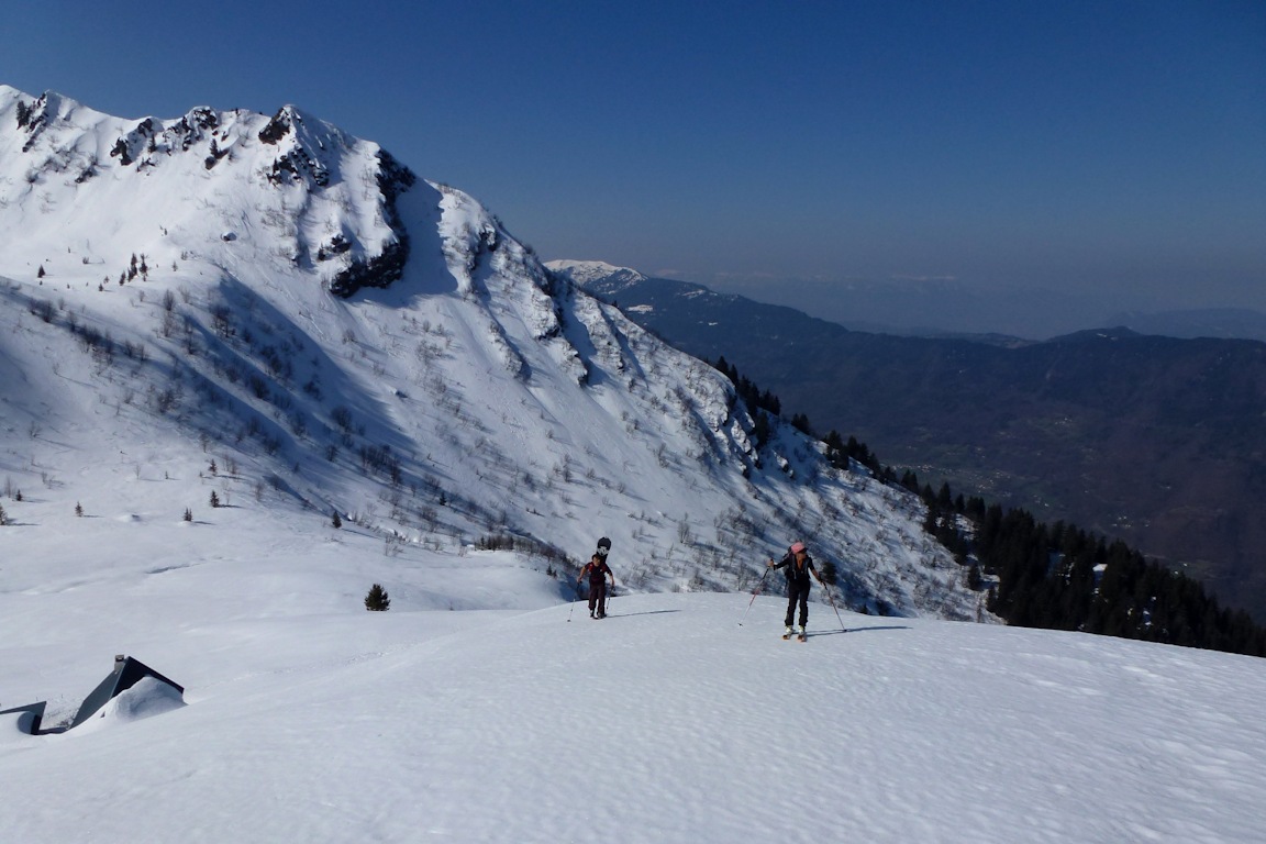 #11 Sans transition : Nous attaquons la montée vers la Grande Muraille. Sans transition : Nous attaquons la montée vers la Grande Muraille.
