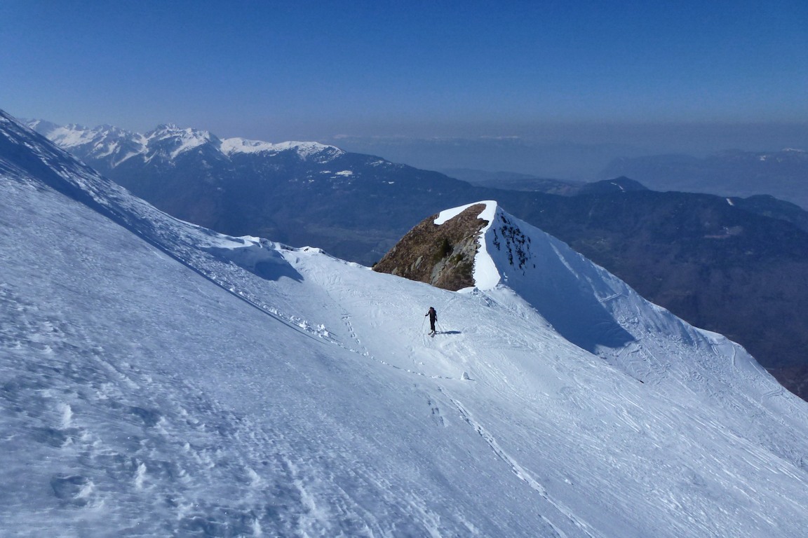 #15 Début de la traversée : Nous avons rechaussé les skis. Début de la traversée : Nous avons rechaussé les skis.