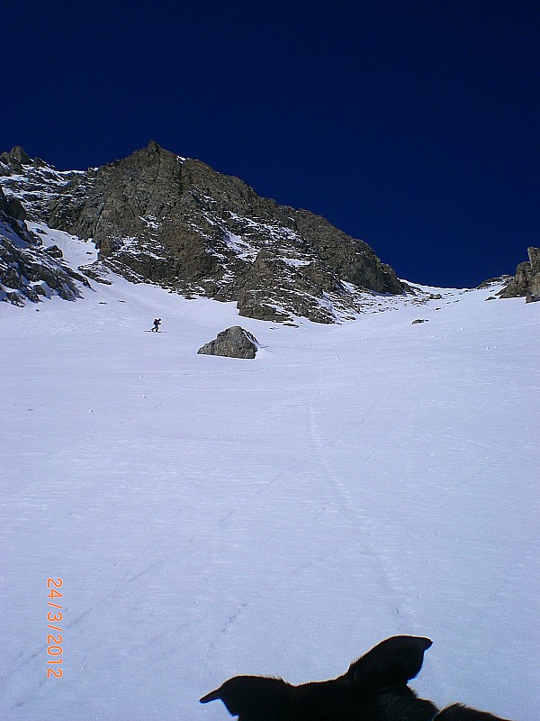 Escalinade : Remontée par le large couloir E de la Turge