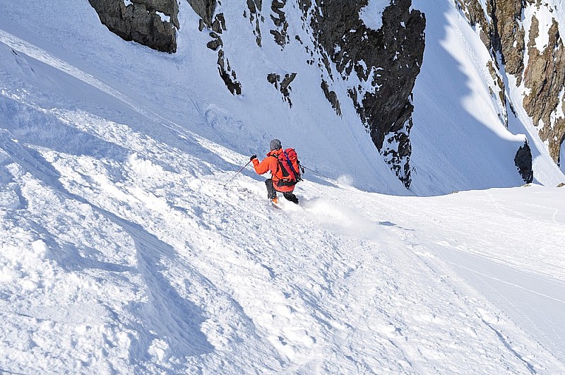 #16 Couloir, tout poudre Couloir, tout poudre