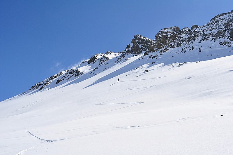 #15 Sous le Grand Charnier, c Sous le Grand Charnier, c'est poudreux
