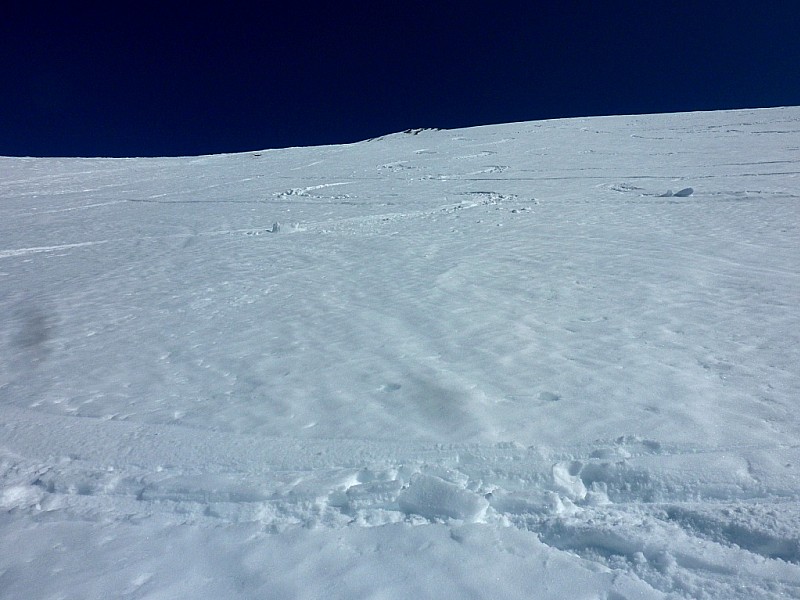 #6 Mt Charvet : Haut de la face W: crouté fin. Mt Charvet : Haut de la face W: crouté fin.