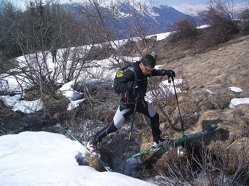 #6 toucher le fond : Le fond de l toucher le fond : Le fond de l'air était doux, le fond de l'eau était frais