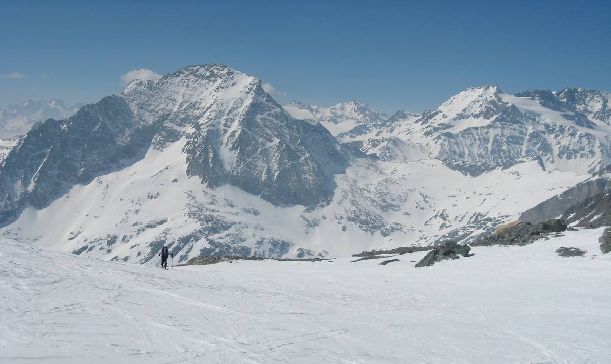 #1 Montée caniculaire : Pointe de l Montée caniculaire : Pointe de l'Echelle et Polset en arriere plan