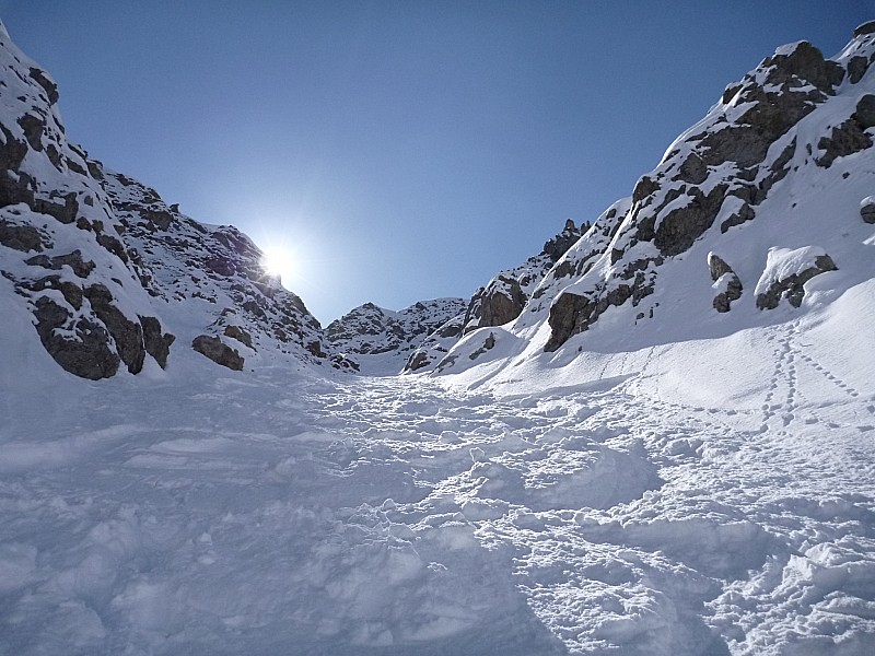 #10 cache-cache avec le soleil : Magnifique ambiance cache-cache avec le soleil : Magnifique ambiance