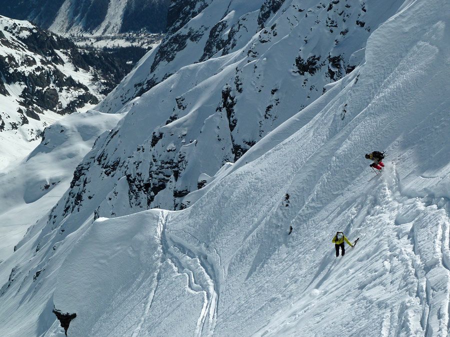 #4 Buet face NE : Dans le haut. Buet face NE : Dans le haut.