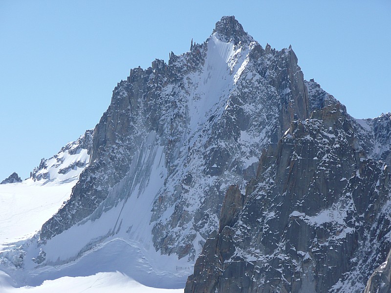 #1 Face Nord de la Tour Ronde : Une idée des conditions... Face Nord de la Tour Ronde : Une idée des conditions...