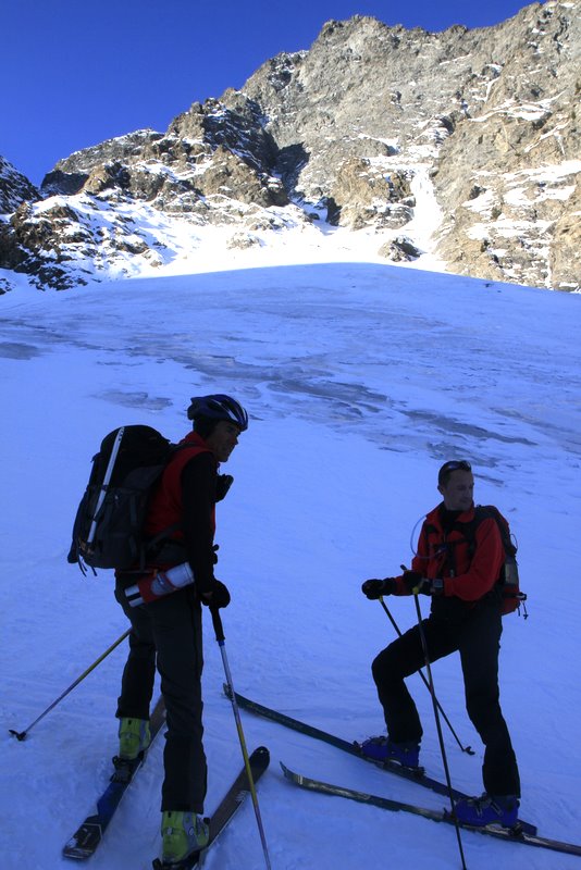 #1 Père et fils : Michel et Eric dans le vallon en neige "sale" Père et fils : Michel et Eric dans le vallon en neige "sale"