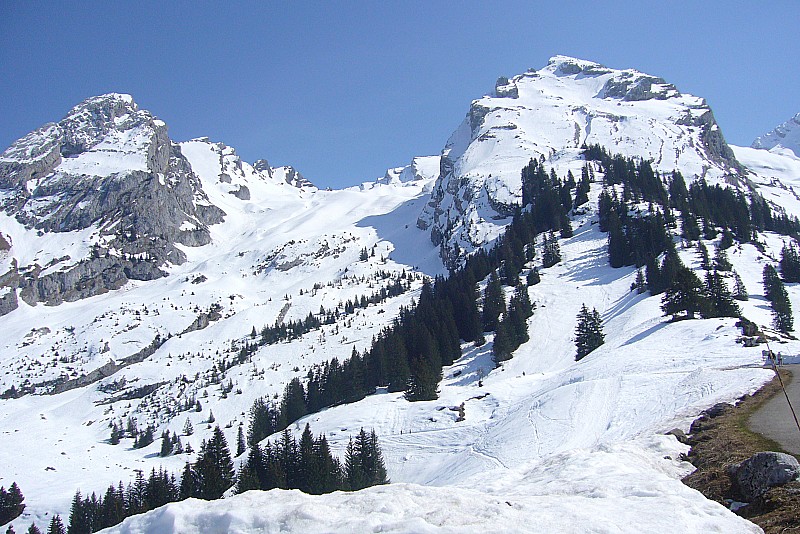 #7 Rachais-Grand Crêt : Depuis le parking .... c Rachais-Grand Crêt : Depuis le parking .... c'est bo