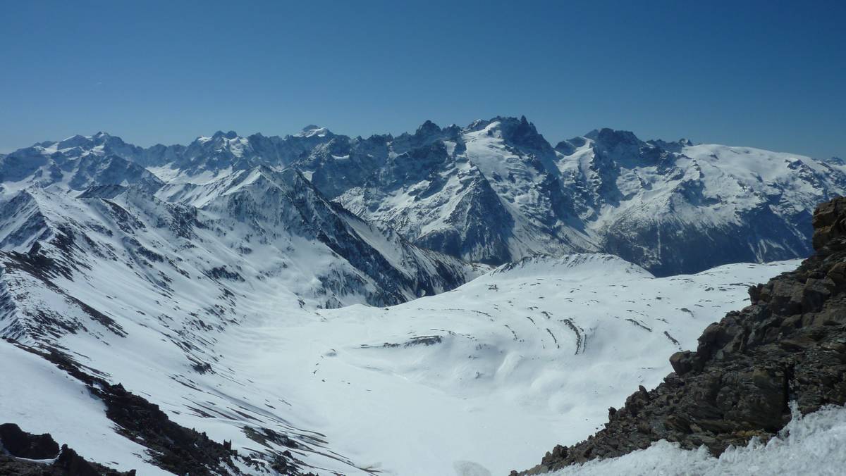 Ecrins : des Agneaux au Rateau