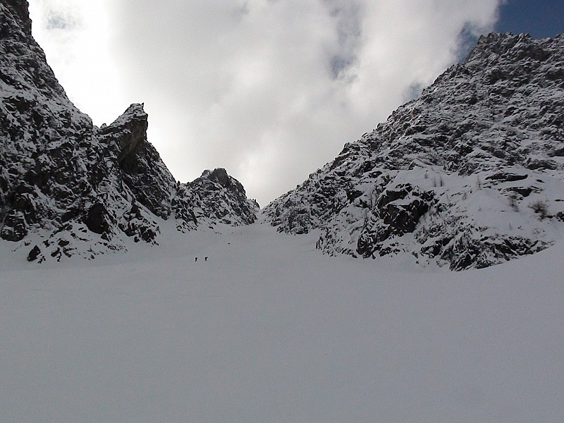 #1 Nos ouvreurs de choix : vue du cône de déversement du couloir Nos ouvreurs de choix : vue du cône de déversement du couloir