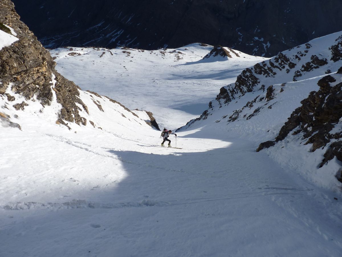 #1 L L'attaque du couloir : Nous remontons tout en skis