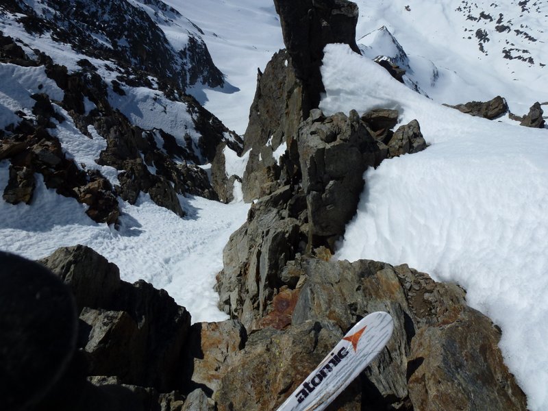#12 Mt Tondu : Le changement de couloir, déneigé sur une très courte portion Mt Tondu : Le changement de couloir, déneigé sur une très courte portion
