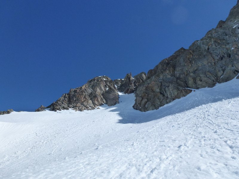 #4 Mt Tondu : Le bas du couloir encore bien à l Mt Tondu : Le bas du couloir encore bien à l'ombre