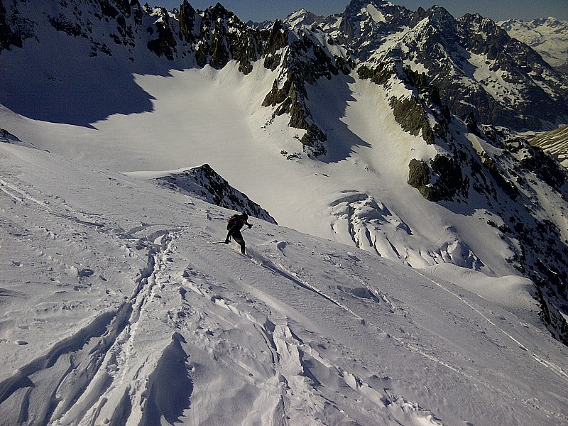 #7 Montagne des Agneaux : Descente du haut du Davin depuis le Col des Pres les Fonts Montagne des Agneaux : Descente du haut du Davin depuis le Col des Pres les Fonts