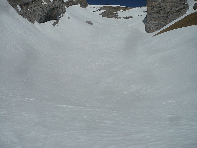 #2 rasoir : bonne neige dans la combe du rasoir rasoir : bonne neige dans la combe du rasoir