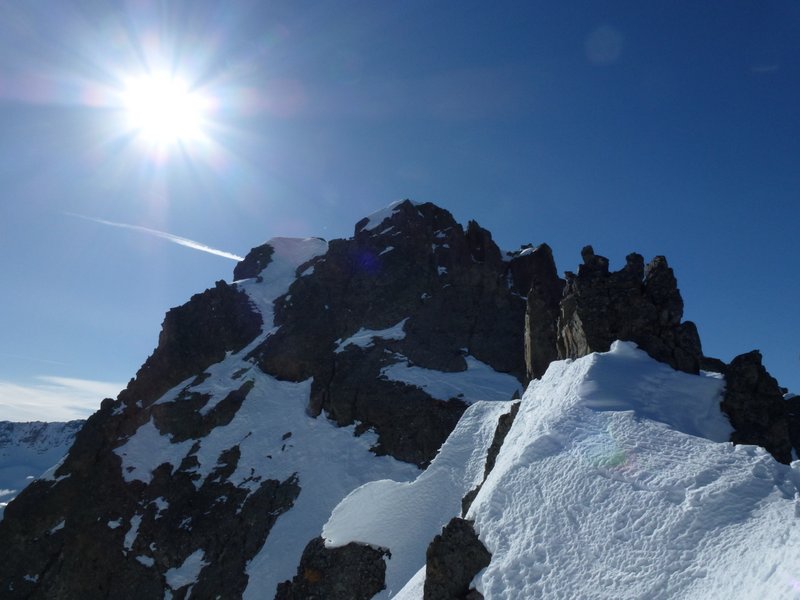 #4 Tête de la Cicle : Sommet peu accessible depuis la sortie du couloir Tête de la Cicle : Sommet peu accessible depuis la sortie du couloir