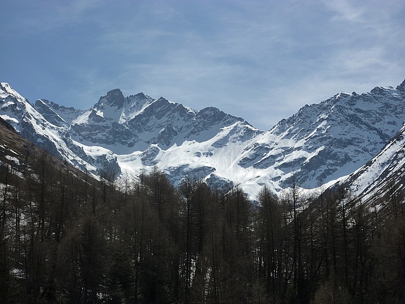 #14 vallon de l vallon de l'aup : le vieux chaillol au fond