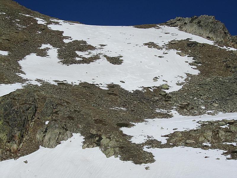 #7 MT-Aver : On est en été on dirait ; ski sur névé MT-Aver : On est en été on dirait ; ski sur névé