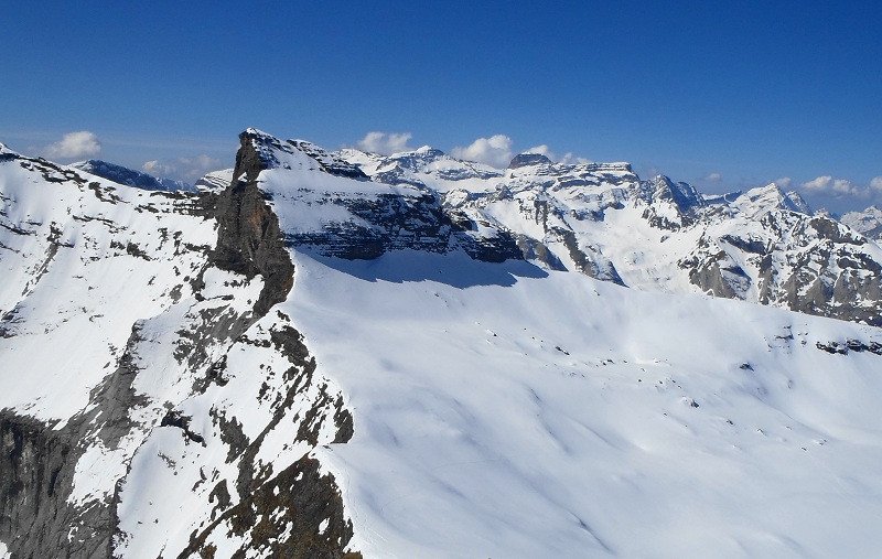 #2 Pic de la Géla : Du sommet, le Gerbats, Mont Perdu, Cylindre et Gavarnie Pic de la Géla : Du sommet, le Gerbats, Mont Perdu, Cylindre et Gavarnie