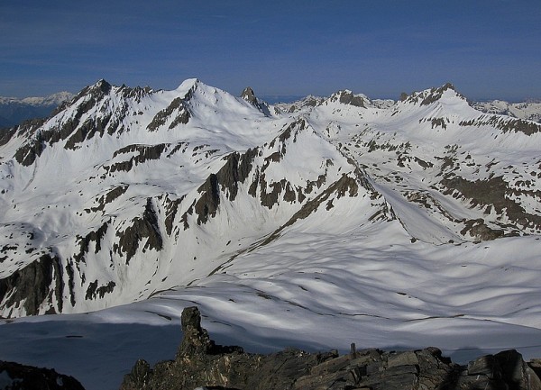 #1 Neuva : Pointe de combe Neuve et Aiguillle de Grand Fond depuis la pointe de la Terrasse. Neuva : Pointe de combe Neuve et Aiguillle de Grand Fond depuis la pointe de la Terrasse.