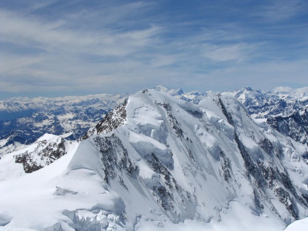 Lyskamm : arêtes du Lyskamm depuis le sommet