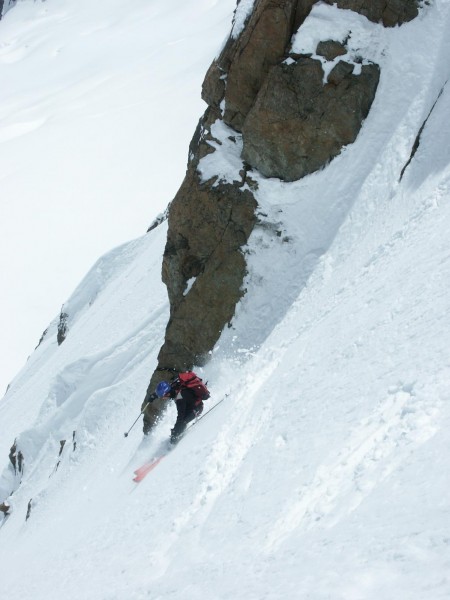 #13 Aiguille des Glaciers : Etienne en action. Aiguille des Glaciers : Etienne en action.
