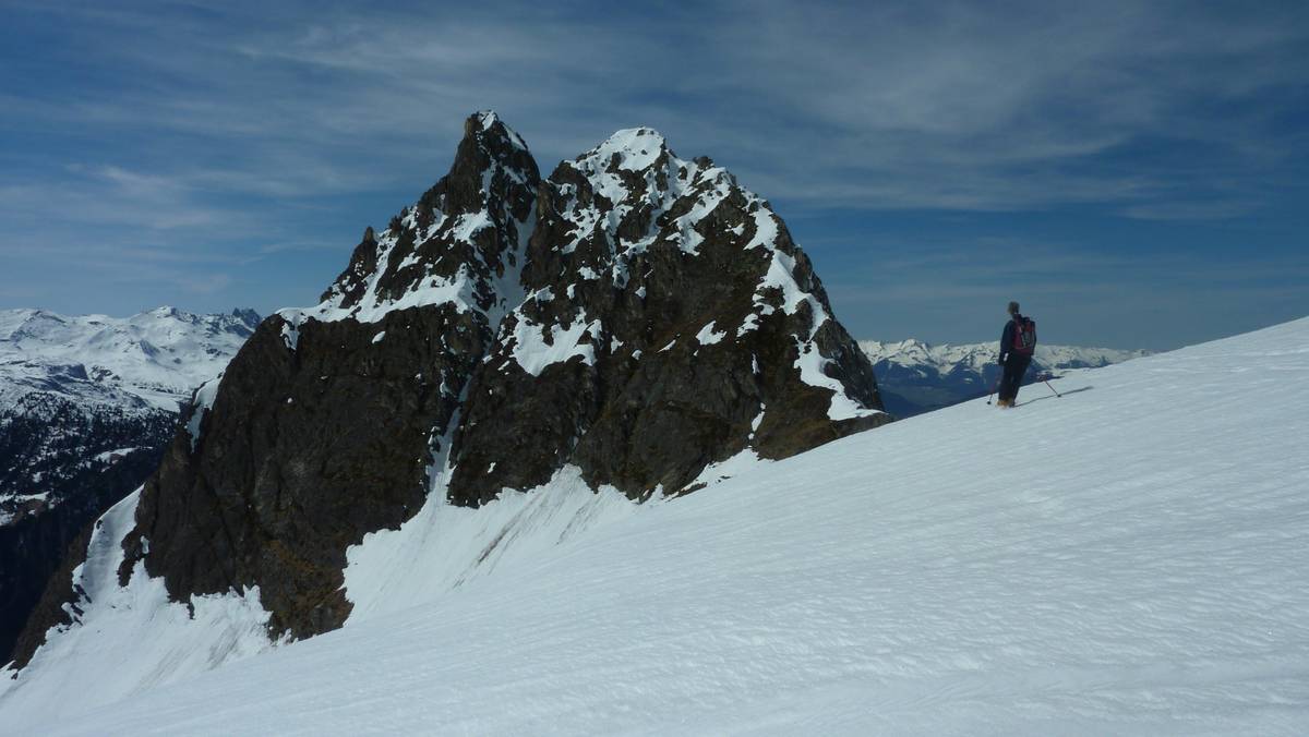 #13 Pointe de la Vuzelle : le refuge du Grand Bec est juste à ses pieds Pointe de la Vuzelle : le refuge du Grand Bec est juste à ses pieds