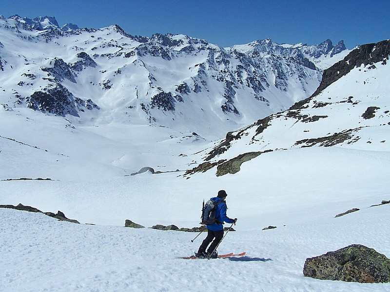 Passage du lac des Culées : Descente, bon ski trnquille sur une bonne moquette.
