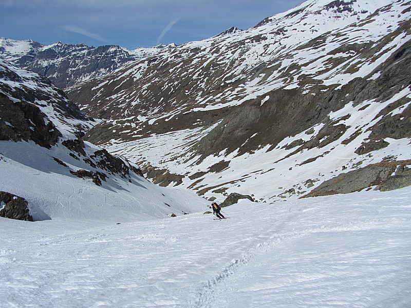 #8 Au dessus du refuge : quand même peu de neige pour la saison Au dessus du refuge : quand même peu de neige pour la saison