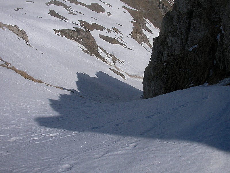 #6 Le petit couloir Nord : Bonne, bonne neige Le petit couloir Nord : Bonne, bonne neige