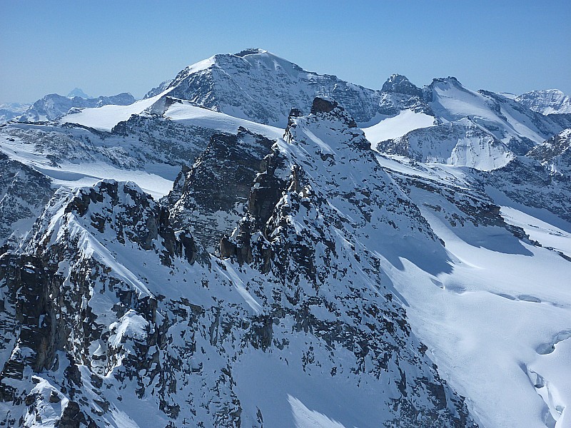 #2 Arêtes : et grande Ciamarella en glace Arêtes : et grande Ciamarella en glace