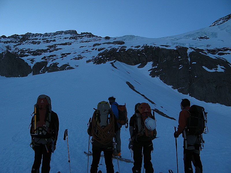 #2 Le CAF avant la montée raide : Le CAF face à la montée Le CAF avant la montée raide : Le CAF face à la montée