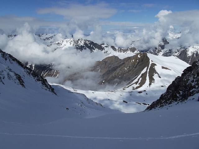 #4 les aiguillettes : face sud des aiguillettes sans neige les aiguillettes : face sud des aiguillettes sans neige