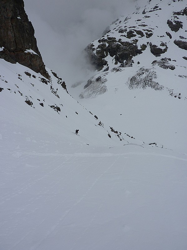 #6 Emeric : Dans la descente de la petite Face Nord Emeric : Dans la descente de la petite Face Nord