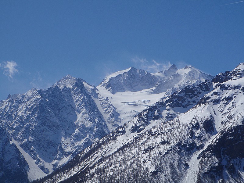 #7 Agneaux : les canons à neige sont branchés sur les hauts sommets. Agneaux : les canons à neige sont branchés sur les hauts sommets.