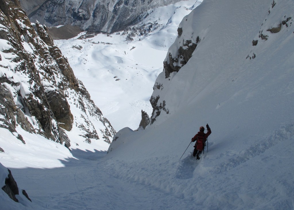 #13 Couloir Nord : Grosse poudre en rive droite Couloir Nord : Grosse poudre en rive droite