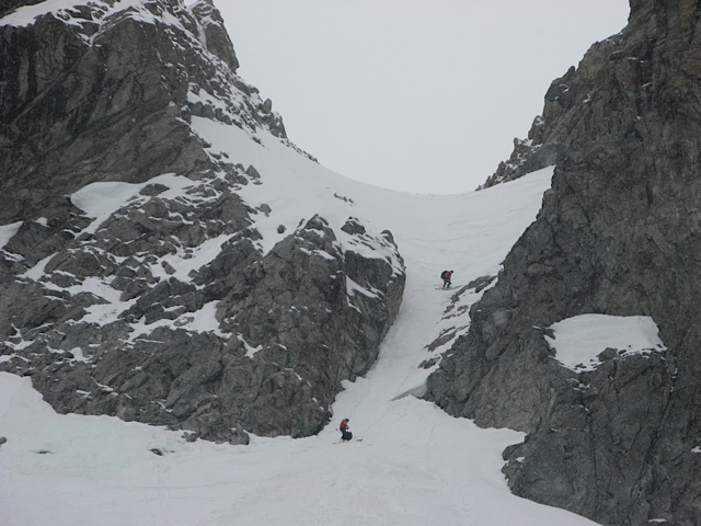 Brêche du Râteau : On bascule dans le vallon des Etançons