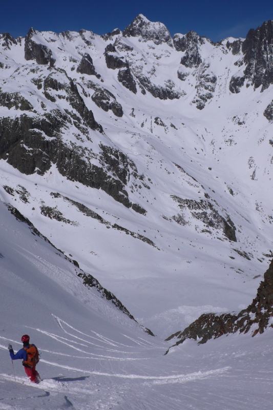 #9 couloir06 : La neige est bonne jusqu couloir06 : La neige est bonne jusqu'au bas du couloir