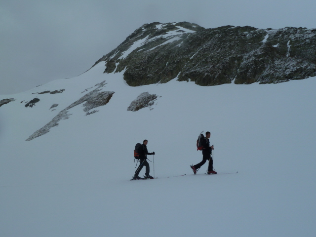 #3 Lac Ronc : Belle neige en quantité vers le col des Rochilles Lac Ronc : Belle neige en quantité vers le col des Rochilles