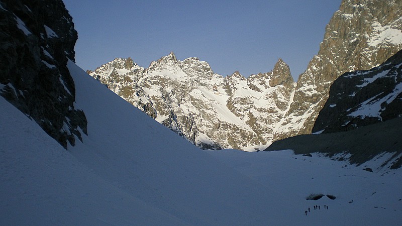 #1 depart : au bas du glacier depart : au bas du glacier