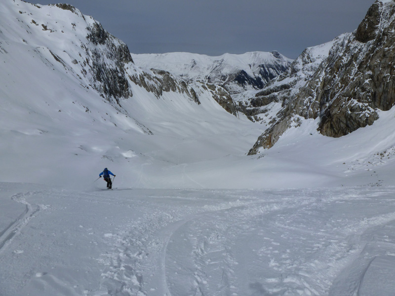 #9 Julien dans la descente : du glacier de Tré la Tête Julien dans la descente : du glacier de Tré la Tête