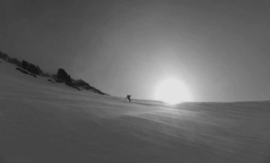 #5 Arrivée au col : dans le vent Arrivée au col : dans le vent