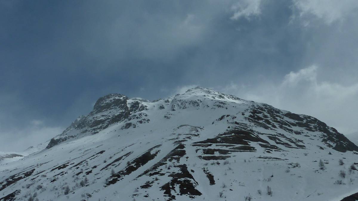 #4 Ouille du Midi : vu de Bonneval, le sommet est en arriere plan Ouille du Midi : vu de Bonneval, le sommet est en arriere plan