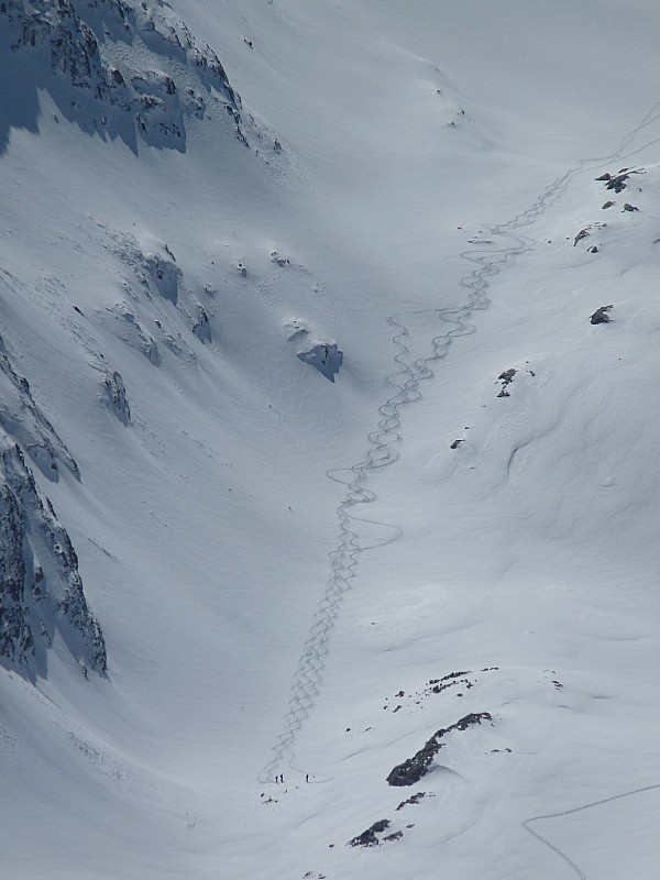#12 cime du Sambuis : ... de plus près, y cime du Sambuis : ... de plus près, y'en a trois qui s'éclatent sous les aiguilles de Largentière