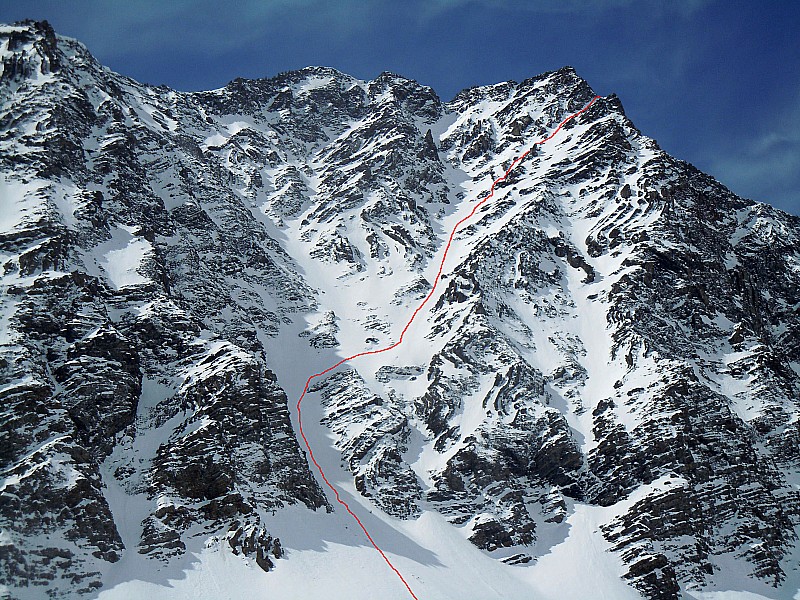 Aiguille d'Argentière : L'itinéraire suivi . 1000m de D+, sortie à 3200 m en 2h30 - 30 mn de descente. Arrivée en bas avec les 1ers flocons