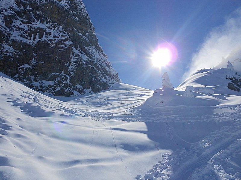 #2 Brêche Robert Nord : Du soleil pas pour longtemps, brouillard au sommet du grand Eulier. Brêche Robert Nord : Du soleil pas pour longtemps, brouillard au sommet du grand Eulier.