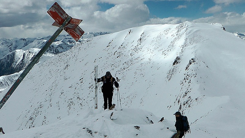 2778m : Sommet avec la Cime de la Lombarde skiée ce jour en A/R plan