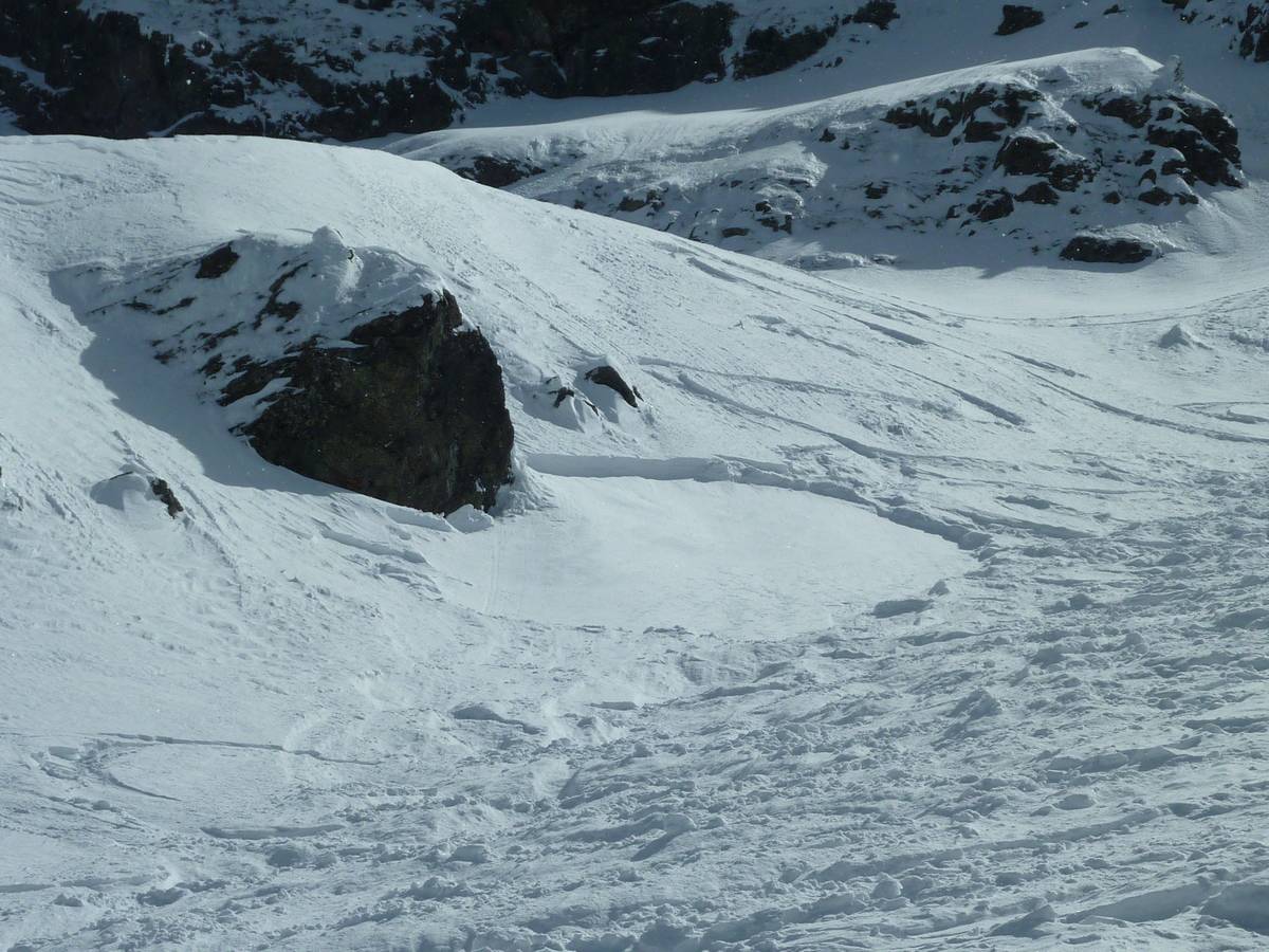 #12 Plaque : pas enorme mais suffisant pour se faire trainer sur 30m... Plaque : pas enorme mais suffisant pour se faire trainer sur 30m...